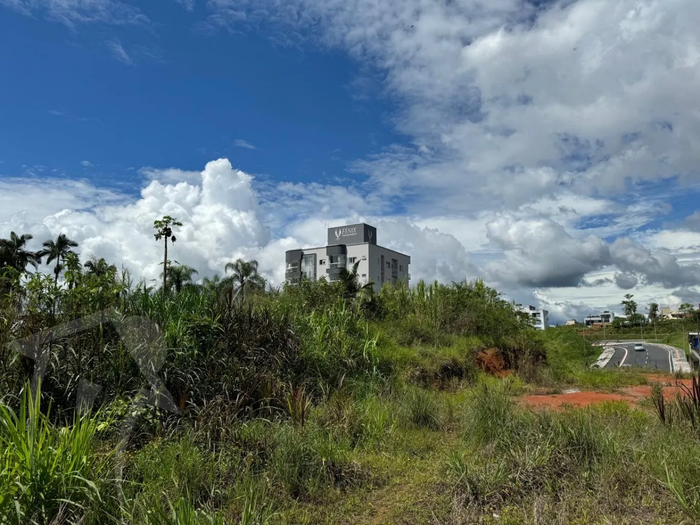 Terreno Residencial e Comercial com 2.088,00m para empreendimentos — foto 2