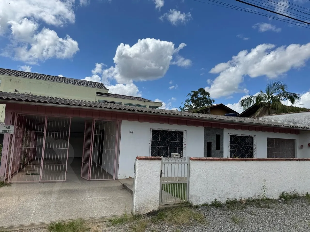Casa com 3 dormitórios localizado na divisa de Indaial com Blumenau - foto 1