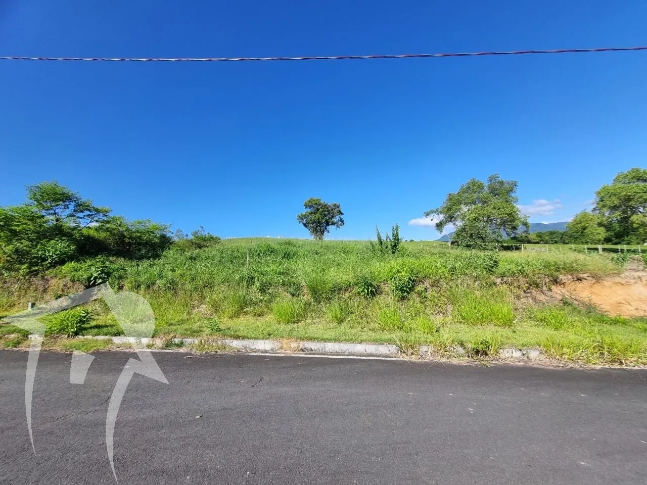 Ótimo terreno com 555 m localizado no bairro Estrada das Areais — foto 3