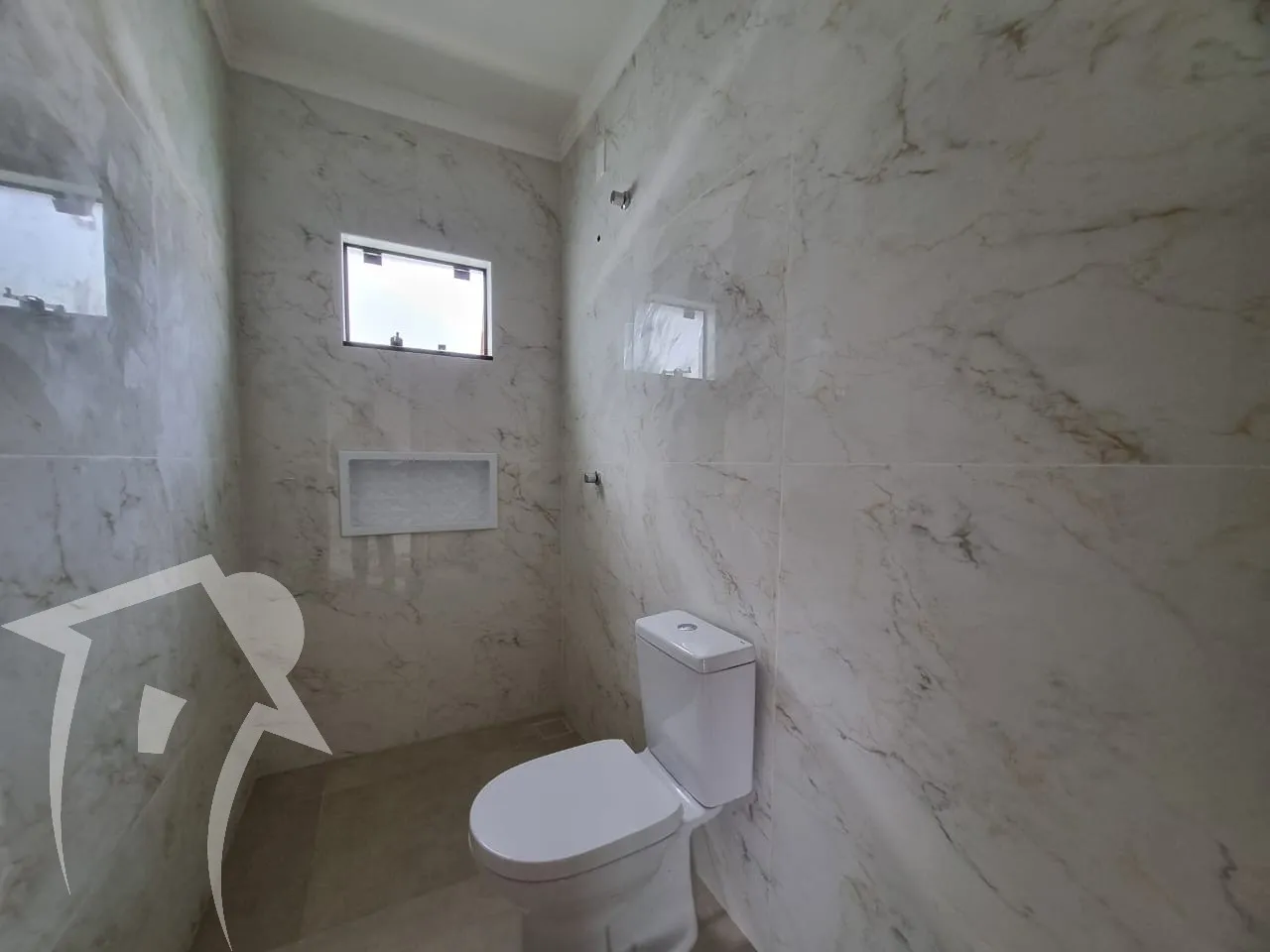 Casa com 3 dormitórios (1 suíte) e amplo terreno no bairro Warnow em Indaial — foto 6