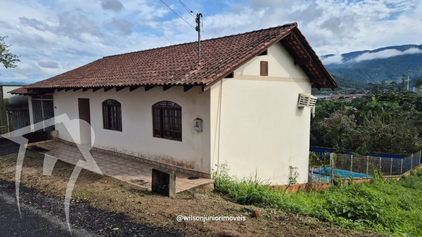 Casa de dois andares centro — foto 2