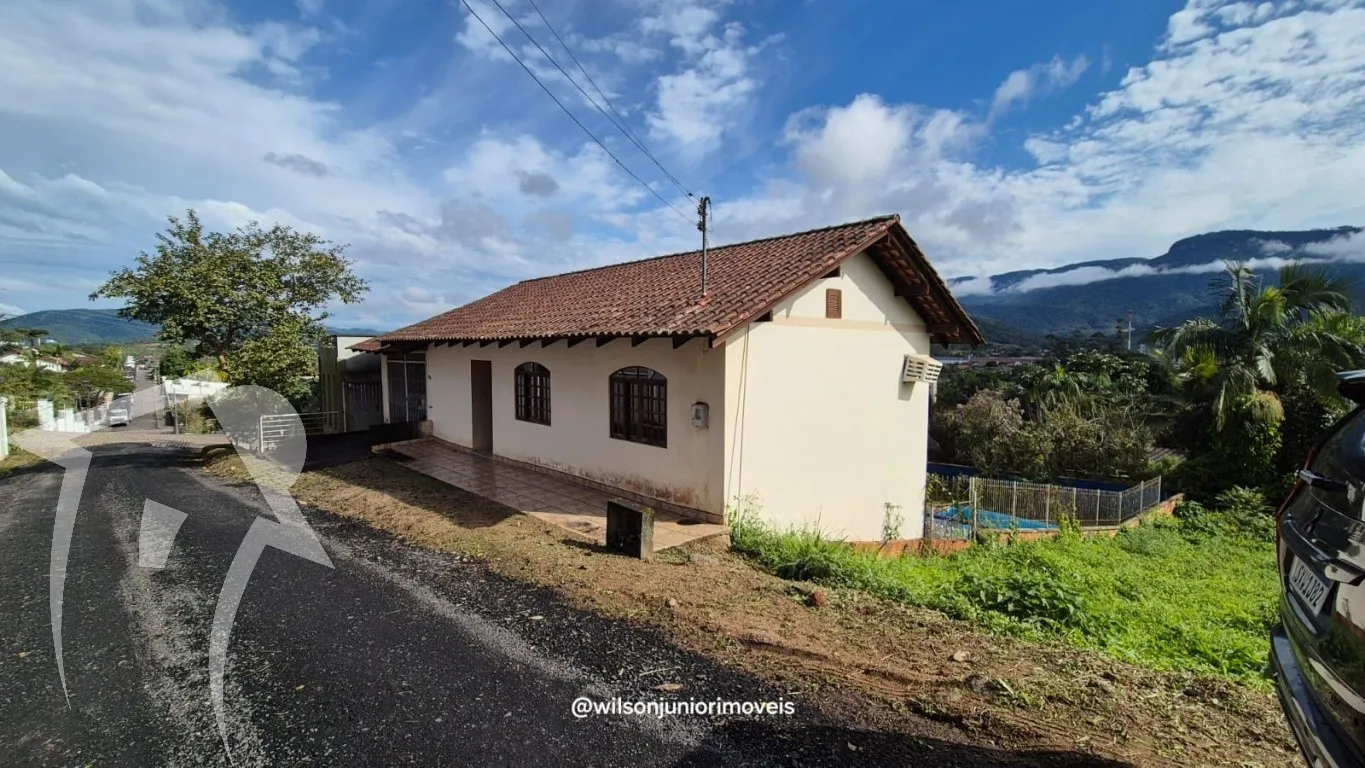 Casa de dois andares centro — foto 3