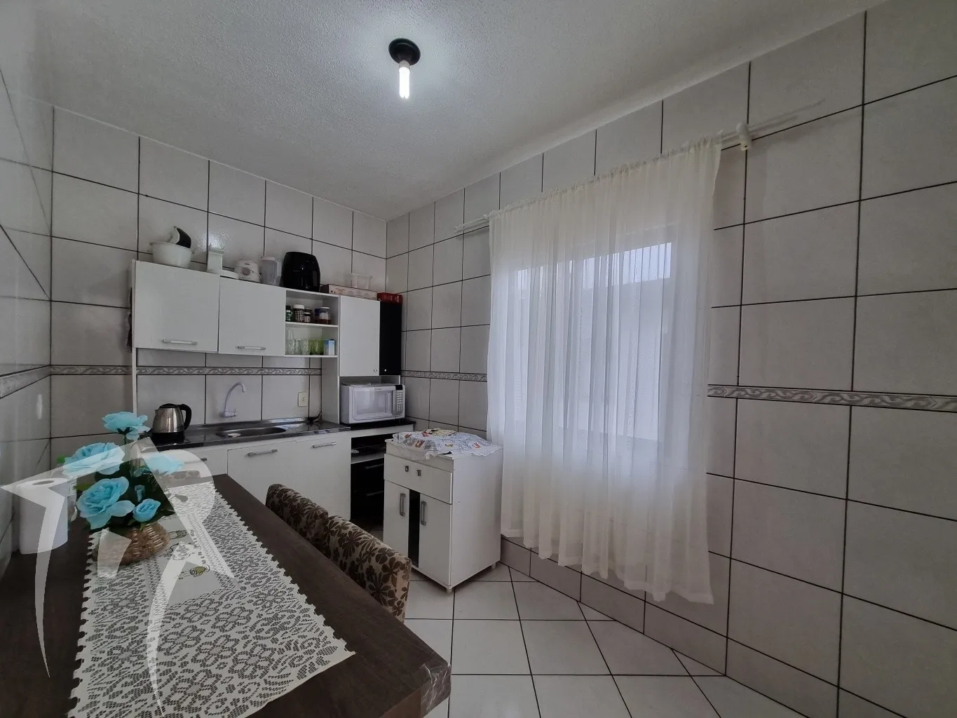 Casa grande com edícula nos fundos em ótima localização — foto 5