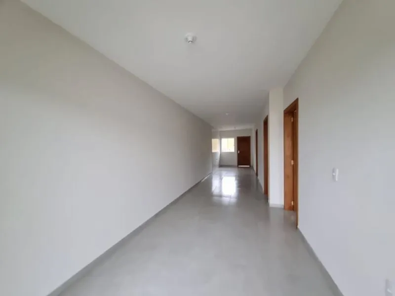 Ótima casa no bairro Arapongas — foto 4