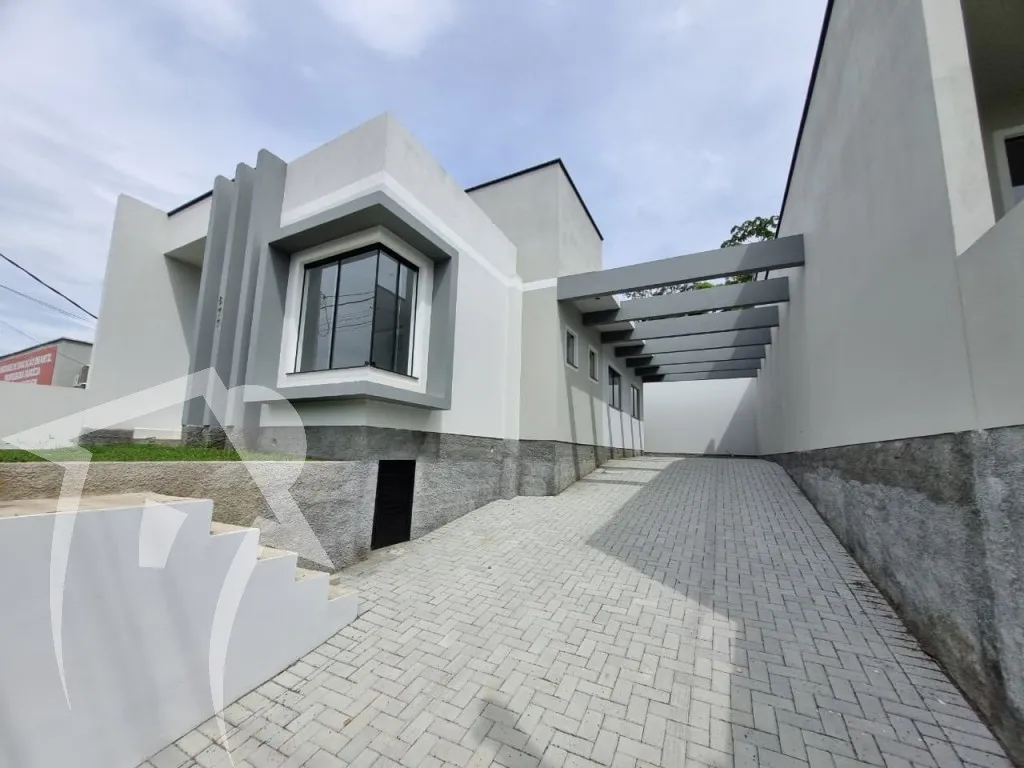Casa à venda com 3 quartos e 1 suíte, 2 vagas, 80m² na região do bairro Benedito, próximo à Rodovia Augusto Hasse, Indaial — foto 2