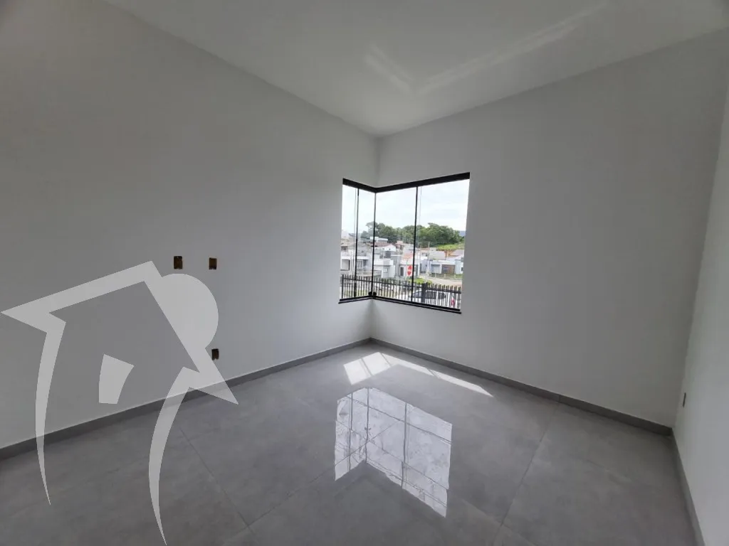 Casa à venda com 3 quartos e 1 suíte, 2 vagas, 80m² na região do bairro Benedito, próximo à Rodovia Augusto Hasse, Indaial — foto 7