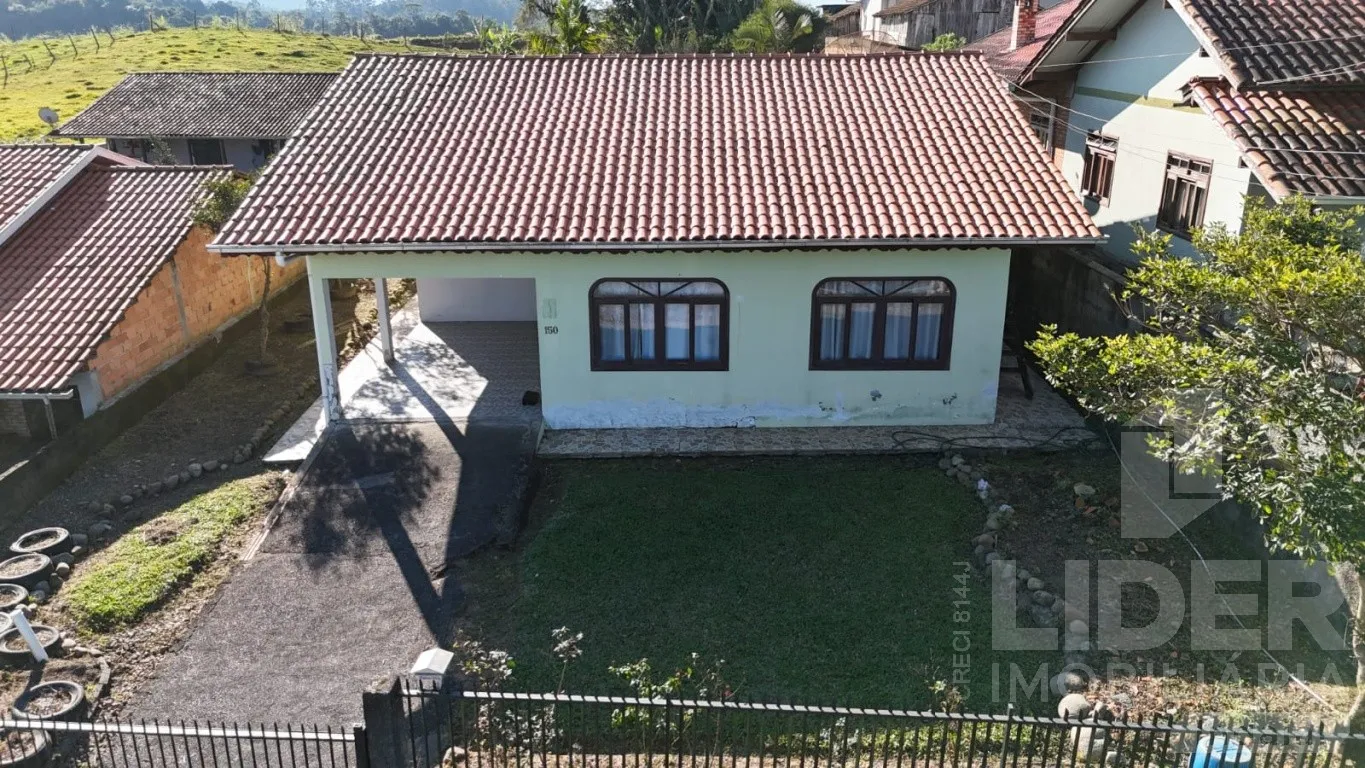 Casa com com 2 dormitórios no bairro Araponguinhas - Timbó - foto 1