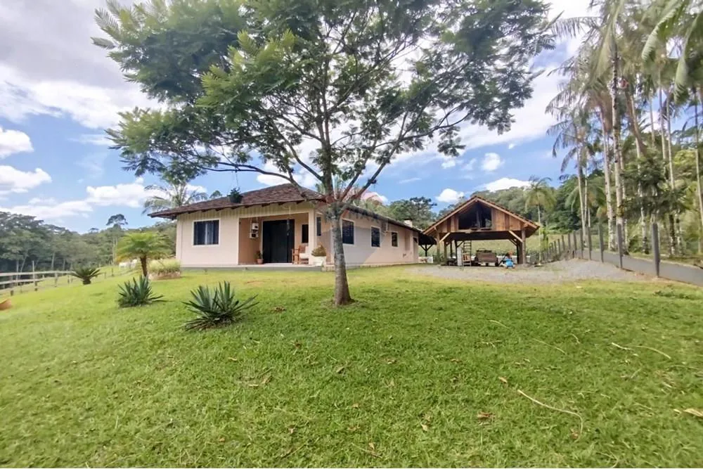 SÍTIO PRÓXIMO AO CENTRO DE POMERODE — foto 4