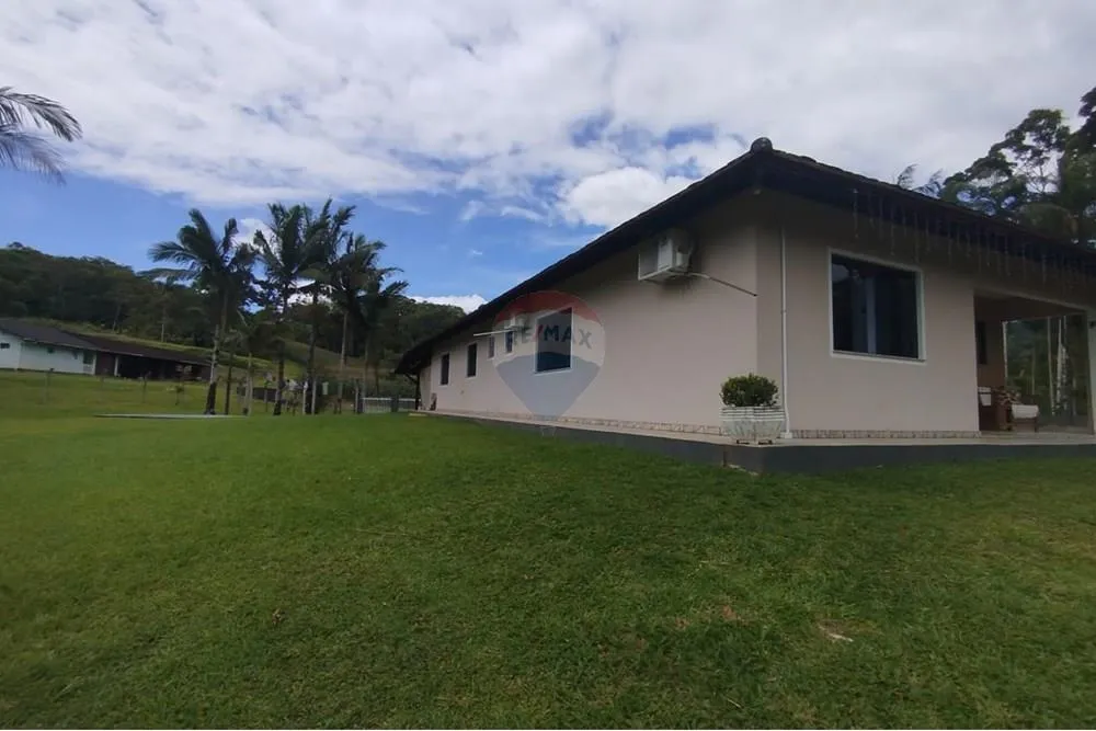 SÍTIO PRÓXIMO AO CENTRO DE POMERODE — foto 5