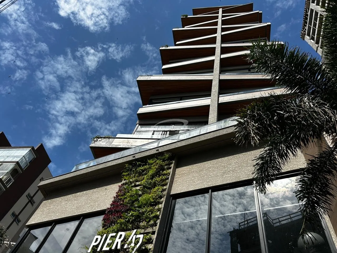 Excelente Apartamento com Vista para o Oceano e Balneário Piçarras. - foto 1