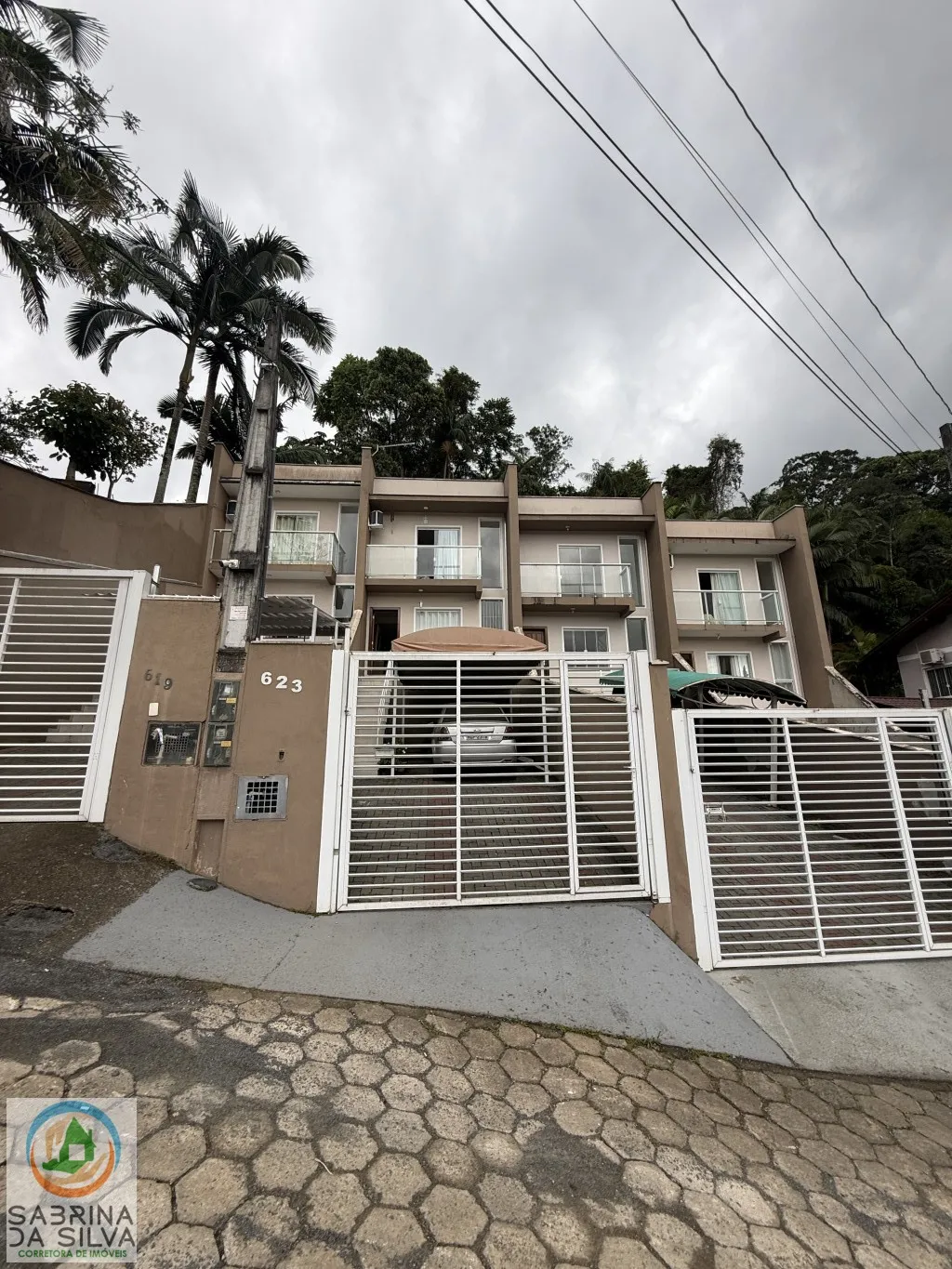 Sobrado no Tribess com 2 suítes com sacada - foto 1