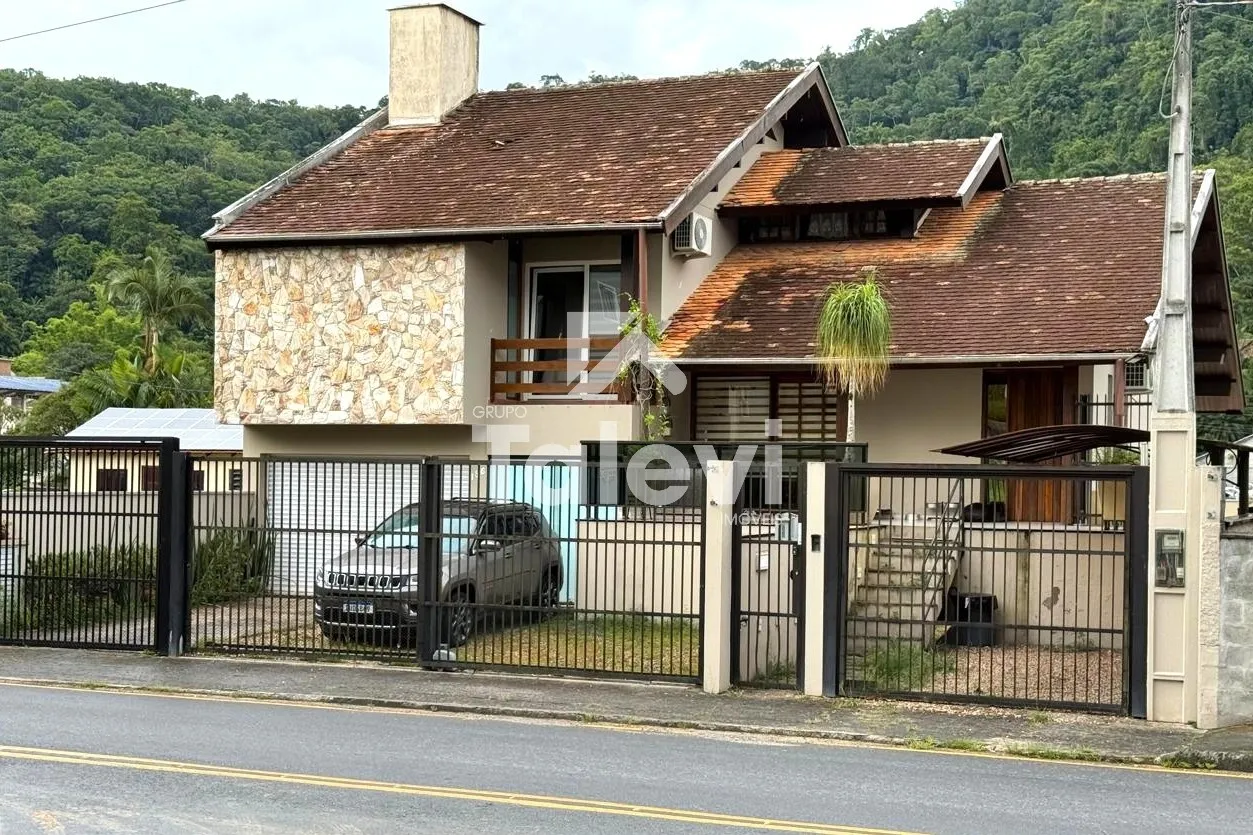 Imóvel no Centro de Pomerode com Potencial Residencial e Comercial — foto 2
