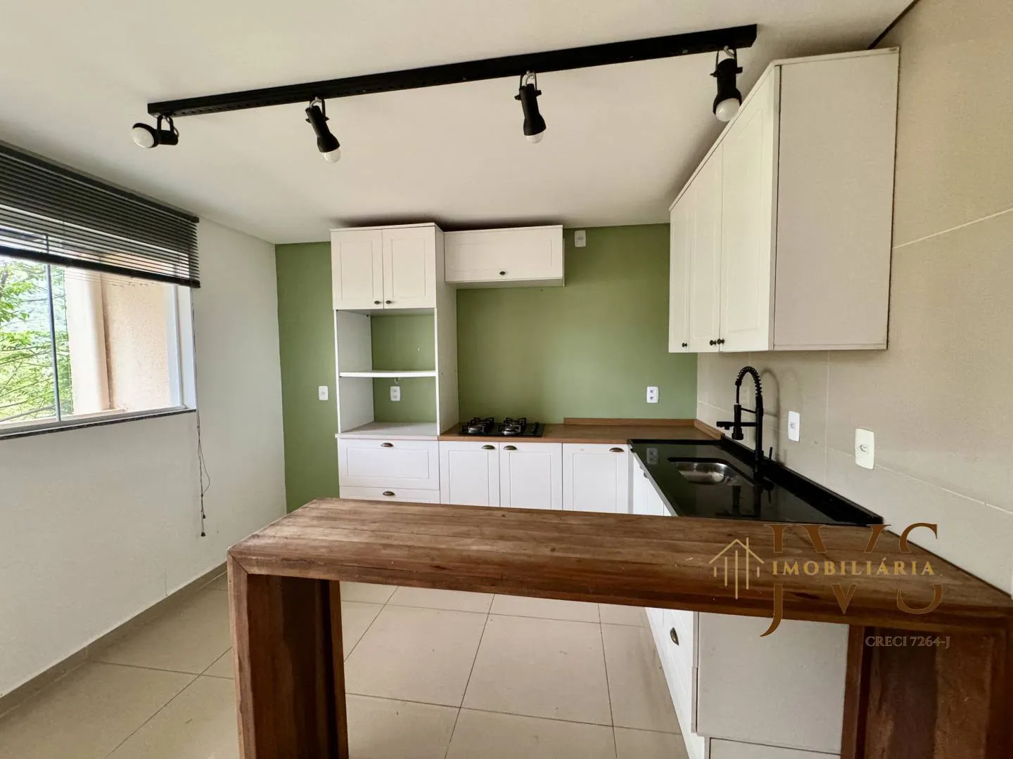 Sobrado semimobiliado no bairro Tribess - excelente oportunidade! — foto 4