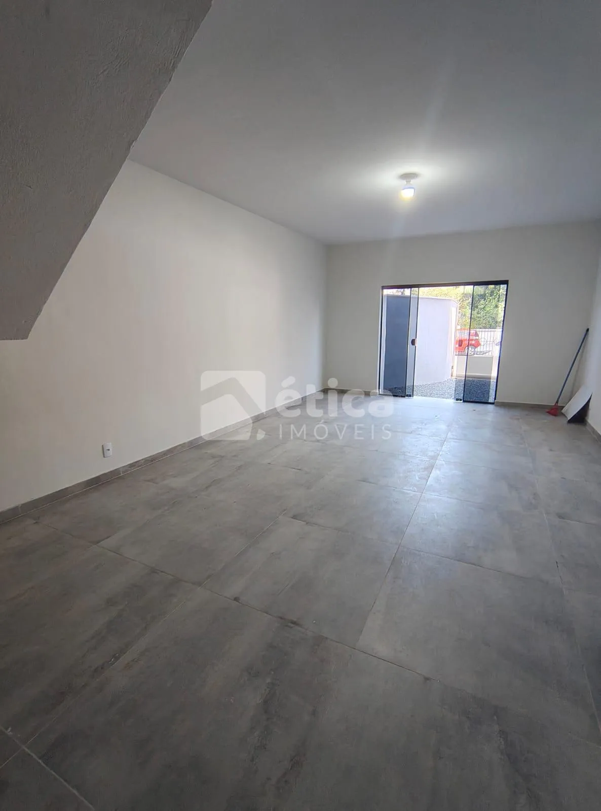 Casa Comercial para locação, com 06 amplas salas bairro Vila Operária Itajaí — foto 5