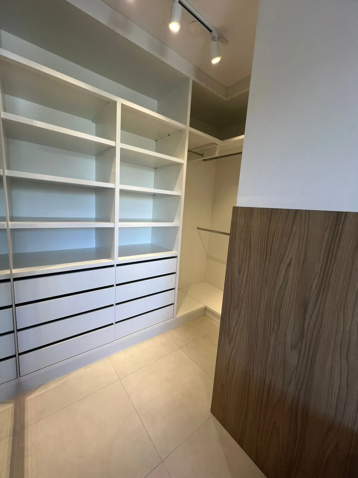 Loft Semi-Mobiliado Próximo a Vila Germânica. — foto 7