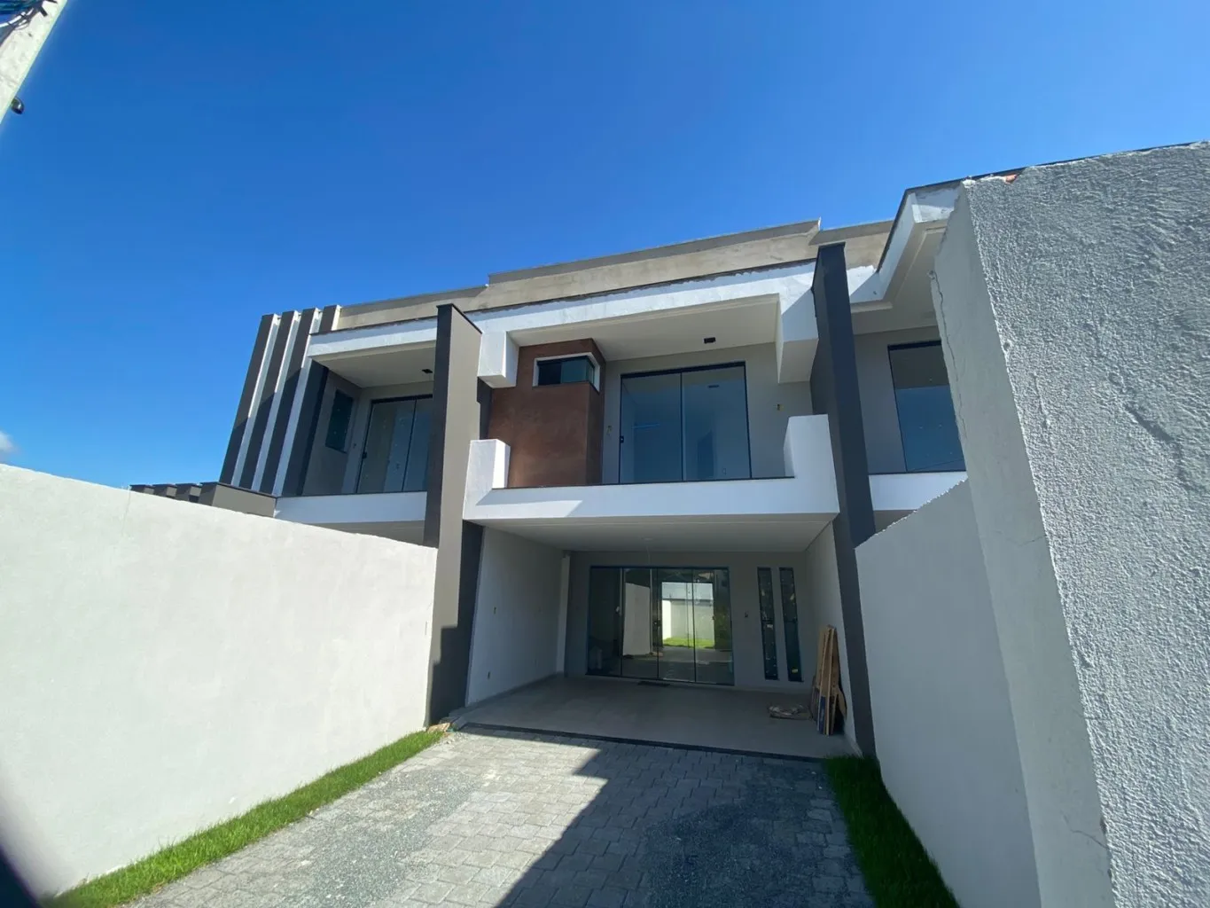 Lindos Sobrados com 3 quartos, no bairro Velha, em Blumenau. — foto 2