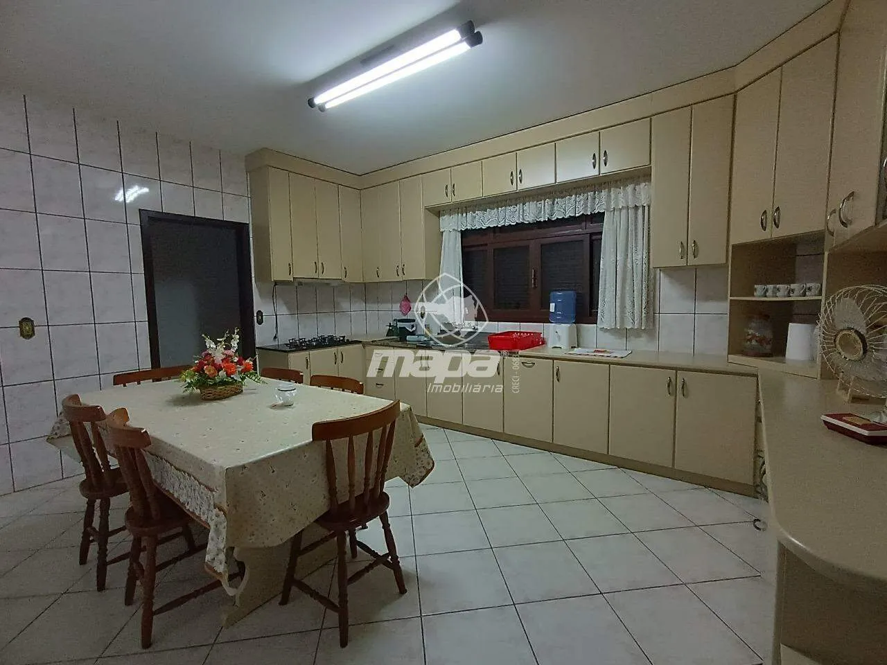 Casa ampla com excelente padrão construtivo em área nobre, a poucos minutos do centro — foto 6