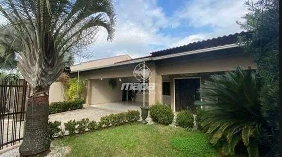Casa dos Sonhos à Venda - Conforto, Vista Incrível e Localização Privilegiada! - foto 1
