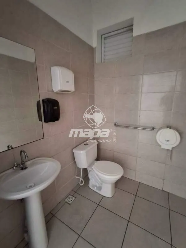 Sala Comercial Exclusiva para Aluguel em Indaial (Bairro Tapajós) - Frente, 1 Sala, 1 Banheiro, 63,23 m interna + 63,23 m externa — foto 4