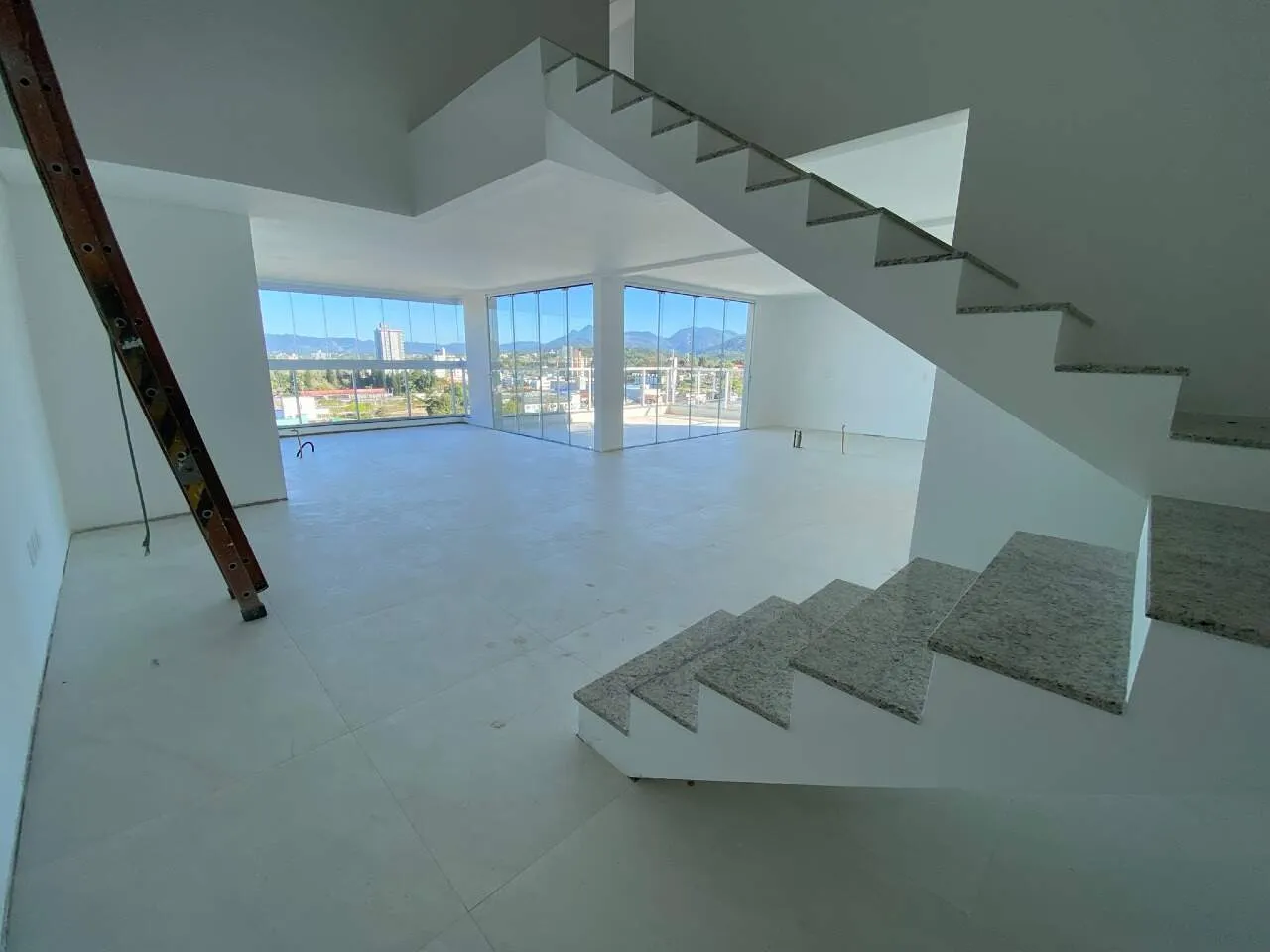 Apartamento à venda, 3 quartos, 3 suítes, 2 vagas, Centro - Timbó/SC — foto 2