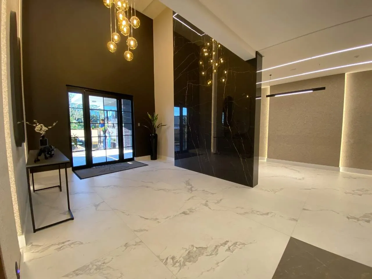 Apartamento de alto padrão, com excelente localização! — foto 4