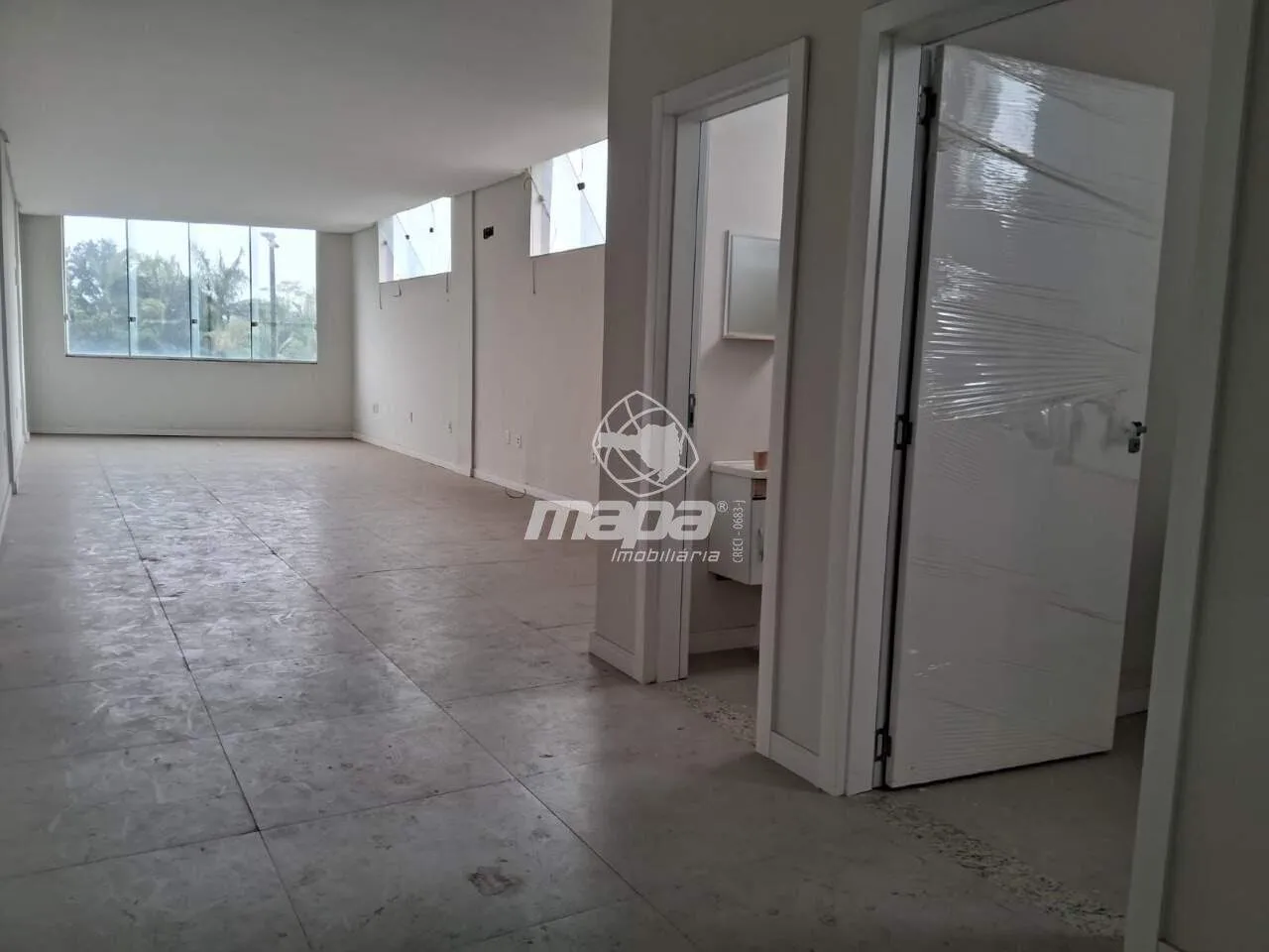 Sala Comercial à venda — foto 2