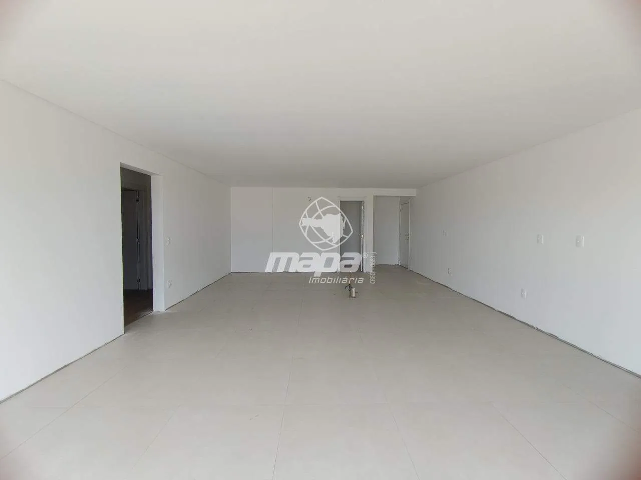 Apartamento de alto padrão com 3 suítes no coração da cidade. — foto 2