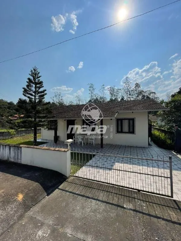 Casa ampla próximo ao centro. - foto 1