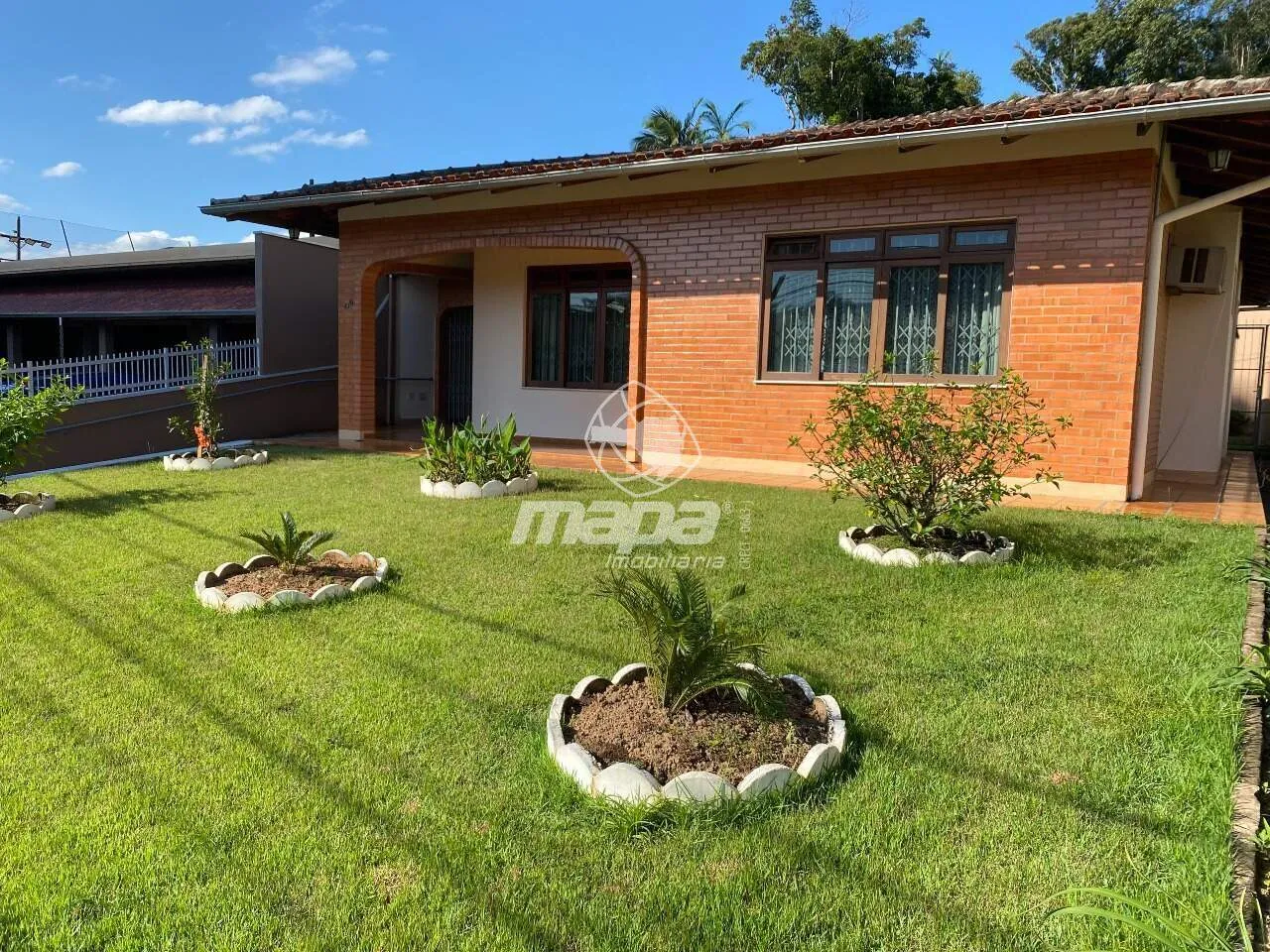 Otima casa ao lado do Clube — foto 2