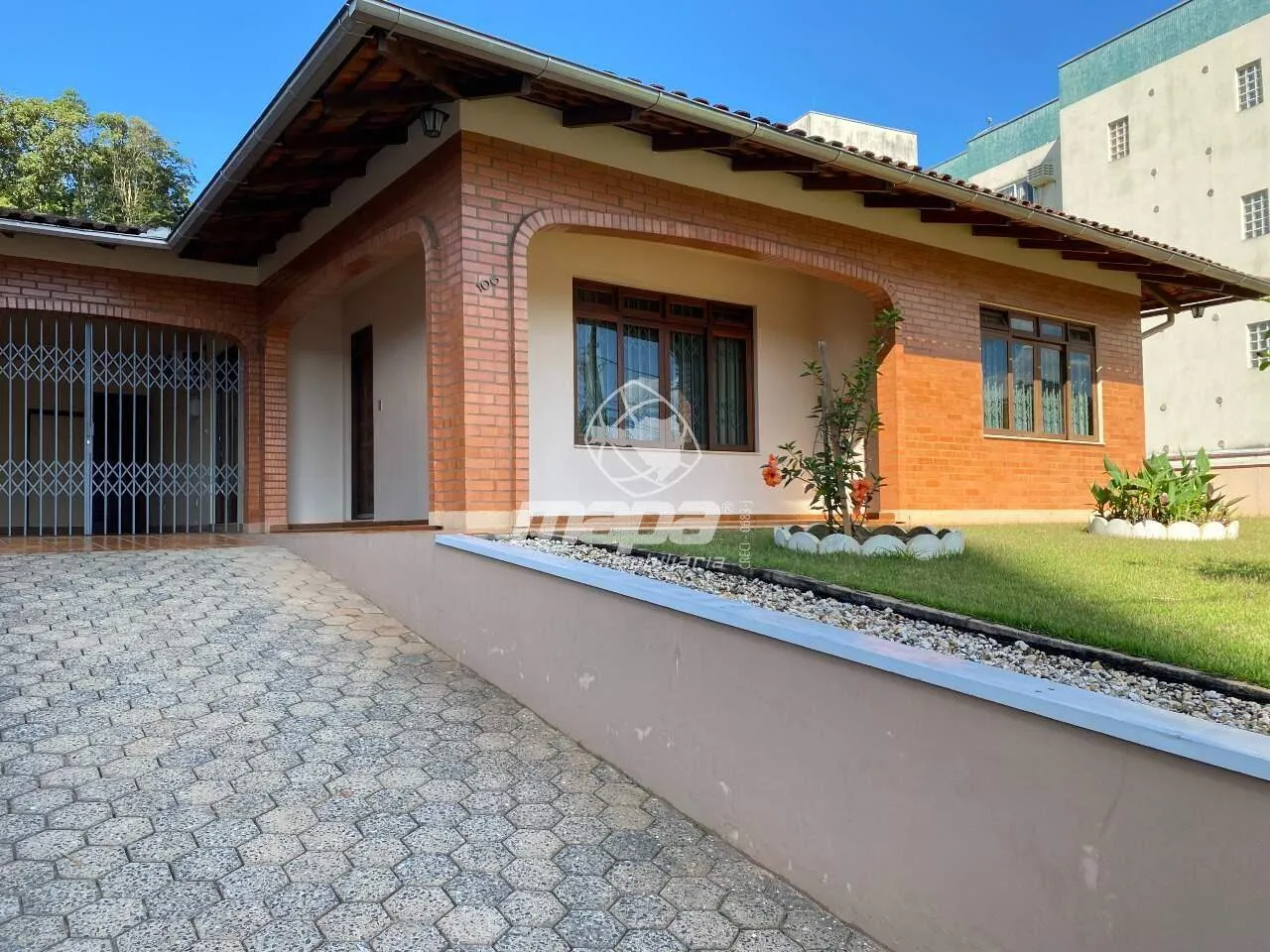 Otima casa ao lado do Clube — foto 4