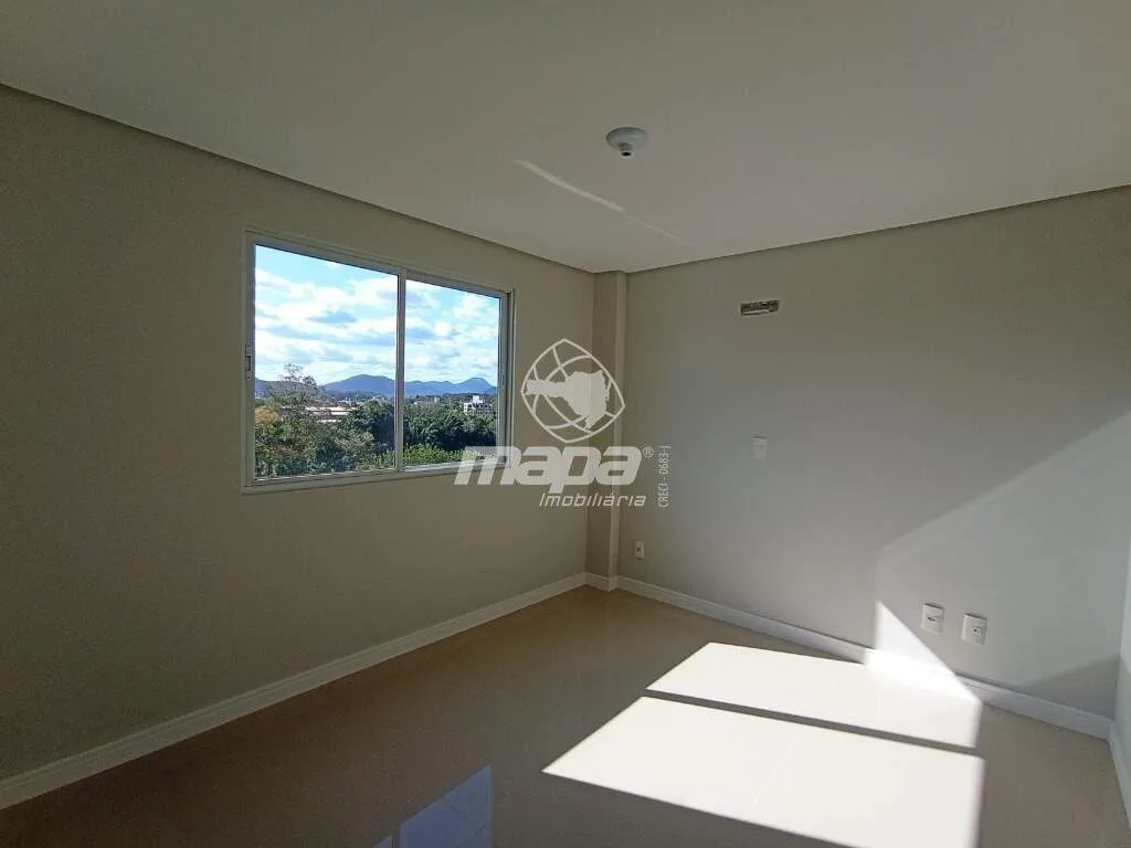 Apartamento duplex tipo cobertura — foto 6