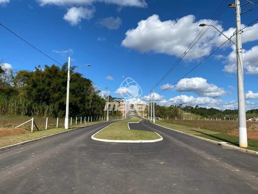 Terreno à Venda no bairro Arapongas - foto 1