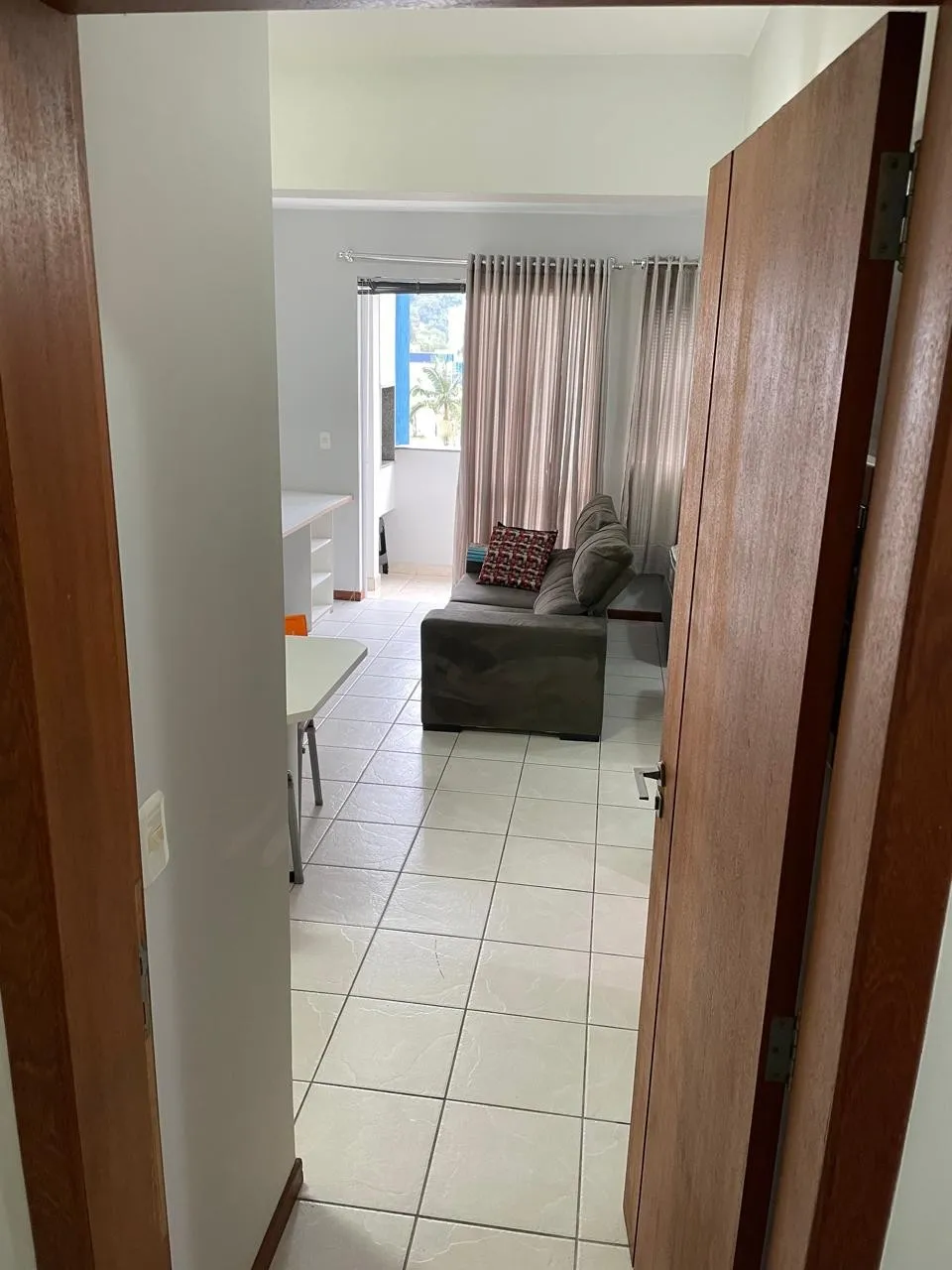 LOFT com sacada e churrasqueira todo mobiliado, no bairro Itoupava Seca. — foto 2