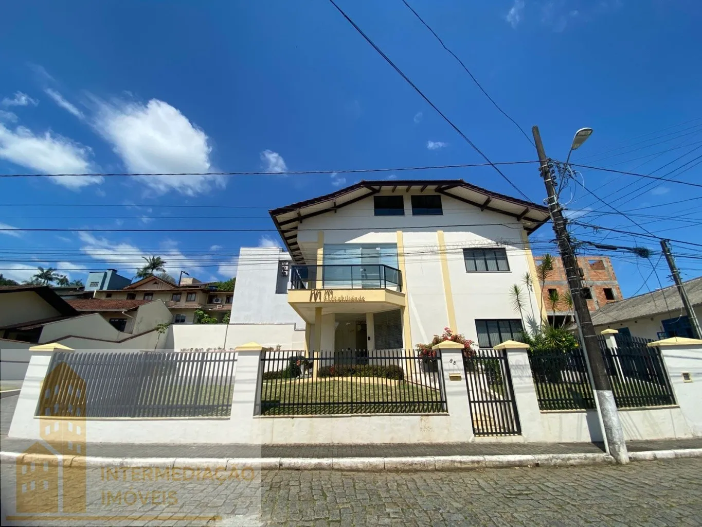 Prédio Comercial próximo à Vila Germânica - foto 1