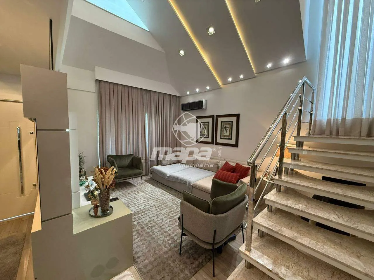 Casa à venda em Indaial (Bairro Estados) - 2 quartos, 1 suíte, 290 m úteis, piscina e espaço gourmet — foto 2