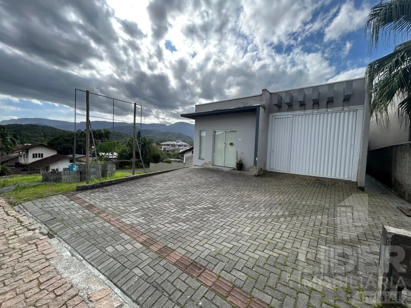 Casa com 147m de area construída em um terreno de 596,m — foto 7