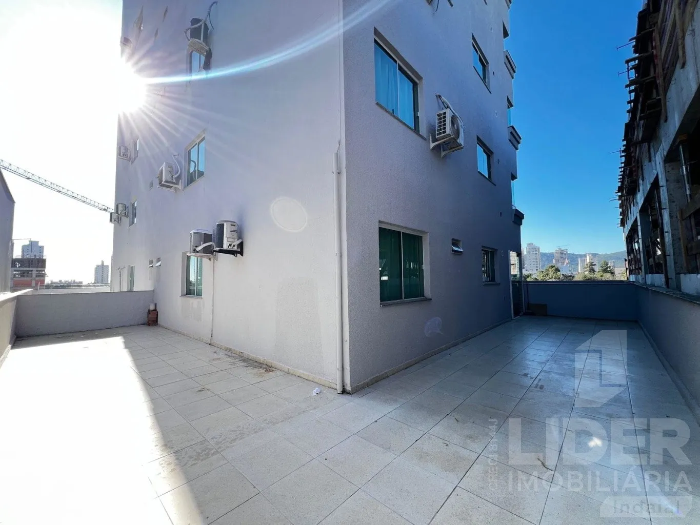 Apartamento com 82,00m de área privativa com 1 suíte e 1 dormitório em Porto Belo — foto 3