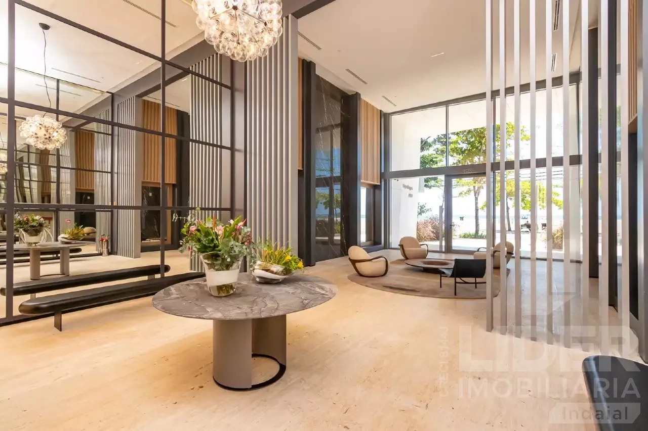 Apartamento frente mar à venda em Balneário Camboriú com 3 suítes — foto 3