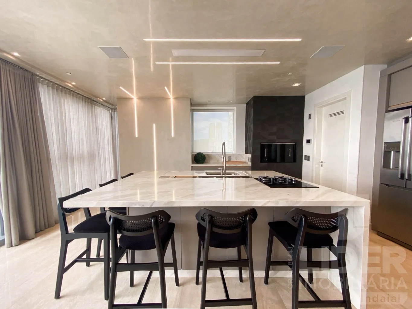 Apartamento frente mar à venda em Balneário Camboriú com 3 suítes — foto 4