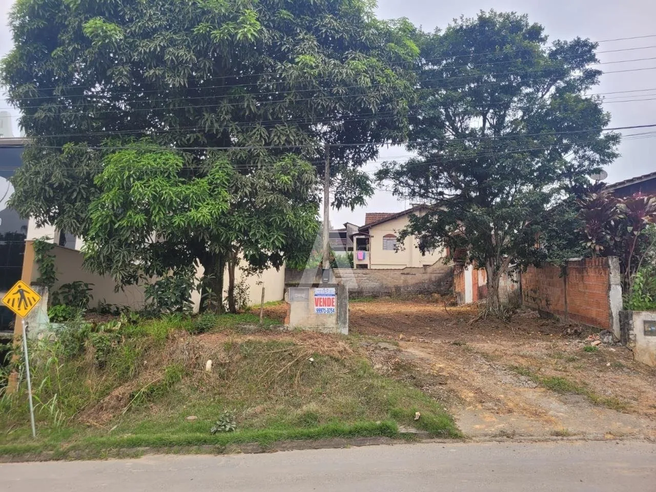 Terreno com 420 m à venda no bairro Nova Brasília em Joinville - SC por R$ 400.000,00. - foto 1