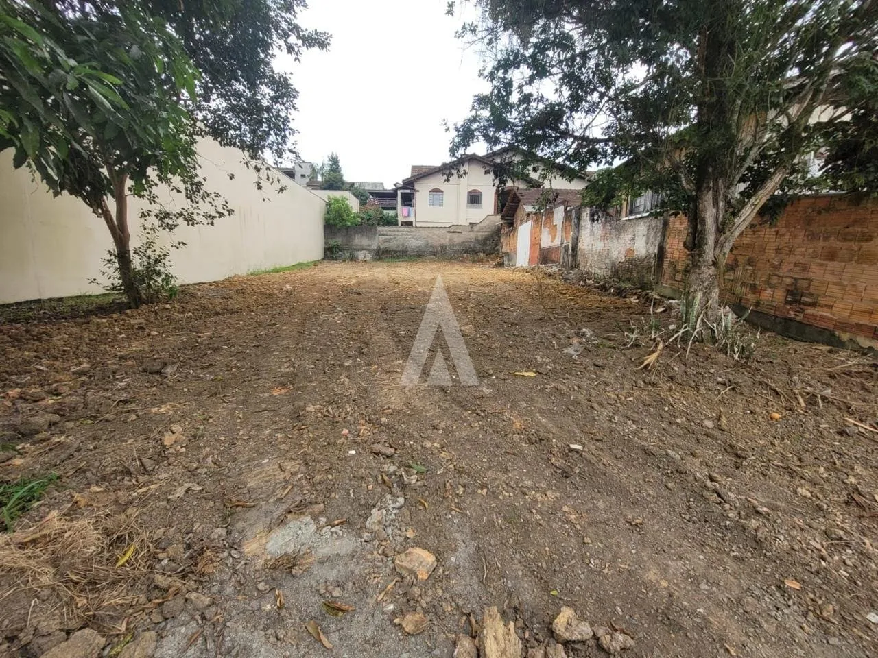 Terreno com 420 m à venda no bairro Nova Brasília em Joinville - SC por R$ 400.000,00. — foto 2