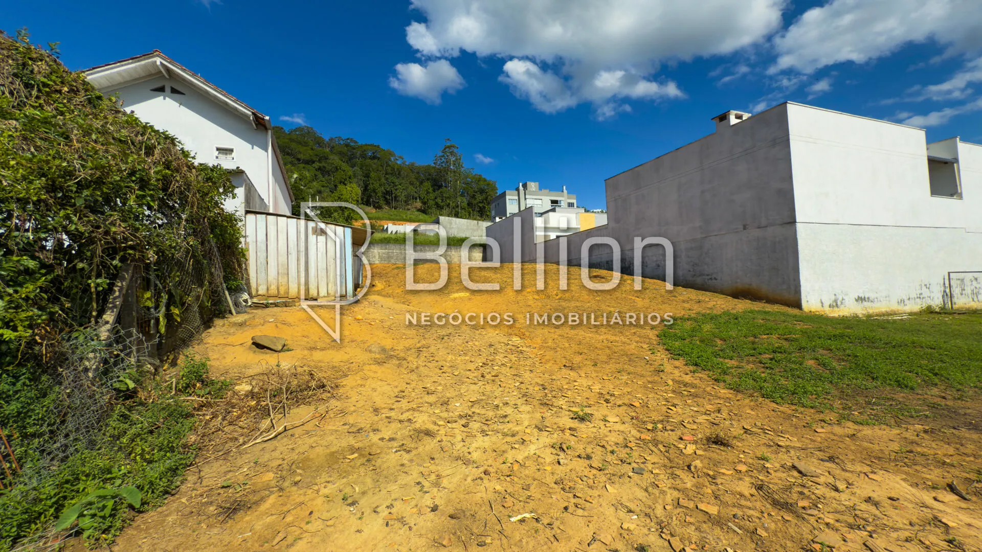 Excelente oportunidade para quem busca espaço, tranquilidade e potencial construtivo! — foto 6