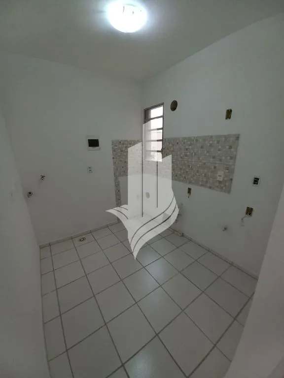 Apartamento á venda no Bairro Água Verde! — foto 2