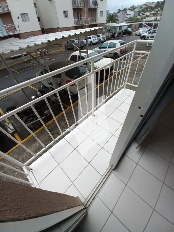 Apartamento á venda no Bairro Água Verde! — foto 3