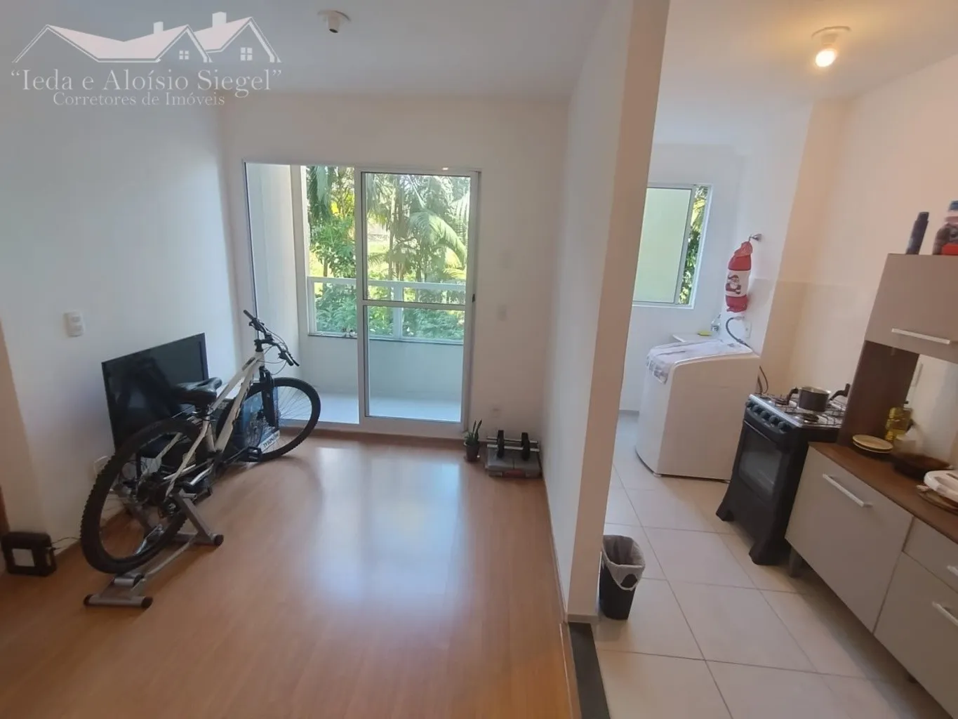 Apartamento 02 Dormitórios Bairro Água Verde - Blumenau/SC Ref. 1593 — foto 6