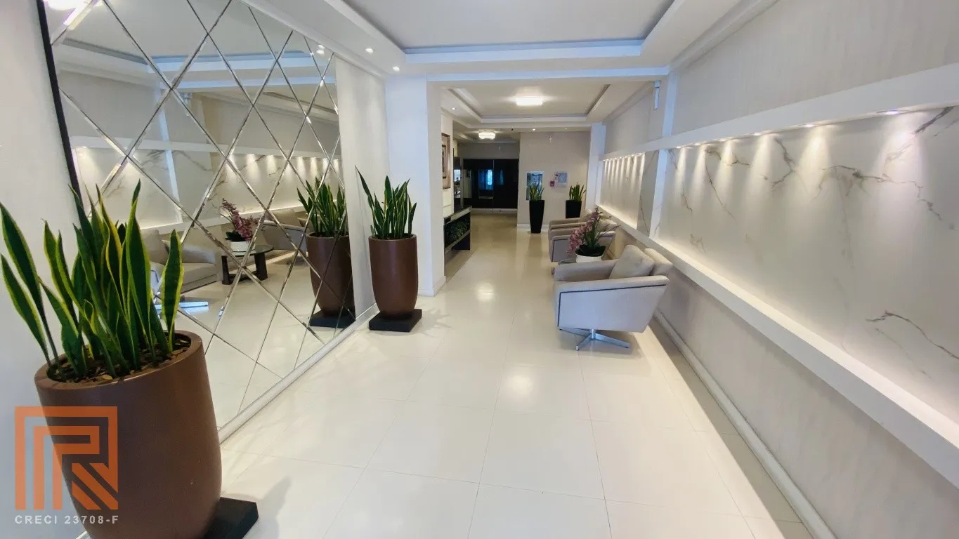 Apartamento totalmente mobiliado com 3 dormitórios sendo 1 suíte, 2 vagas de garagem individuais! - foto 1