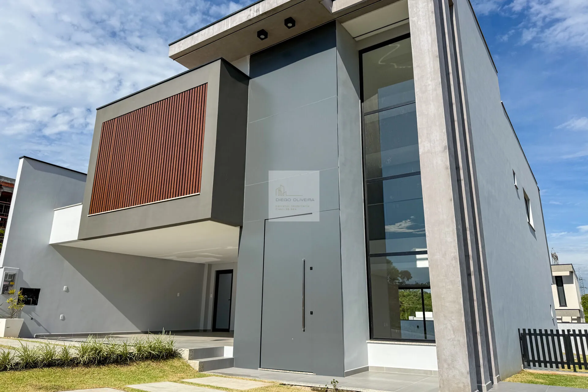 Casa · à venda · 4 quartos · 333m² · Ponta Aguda, Blumenau
