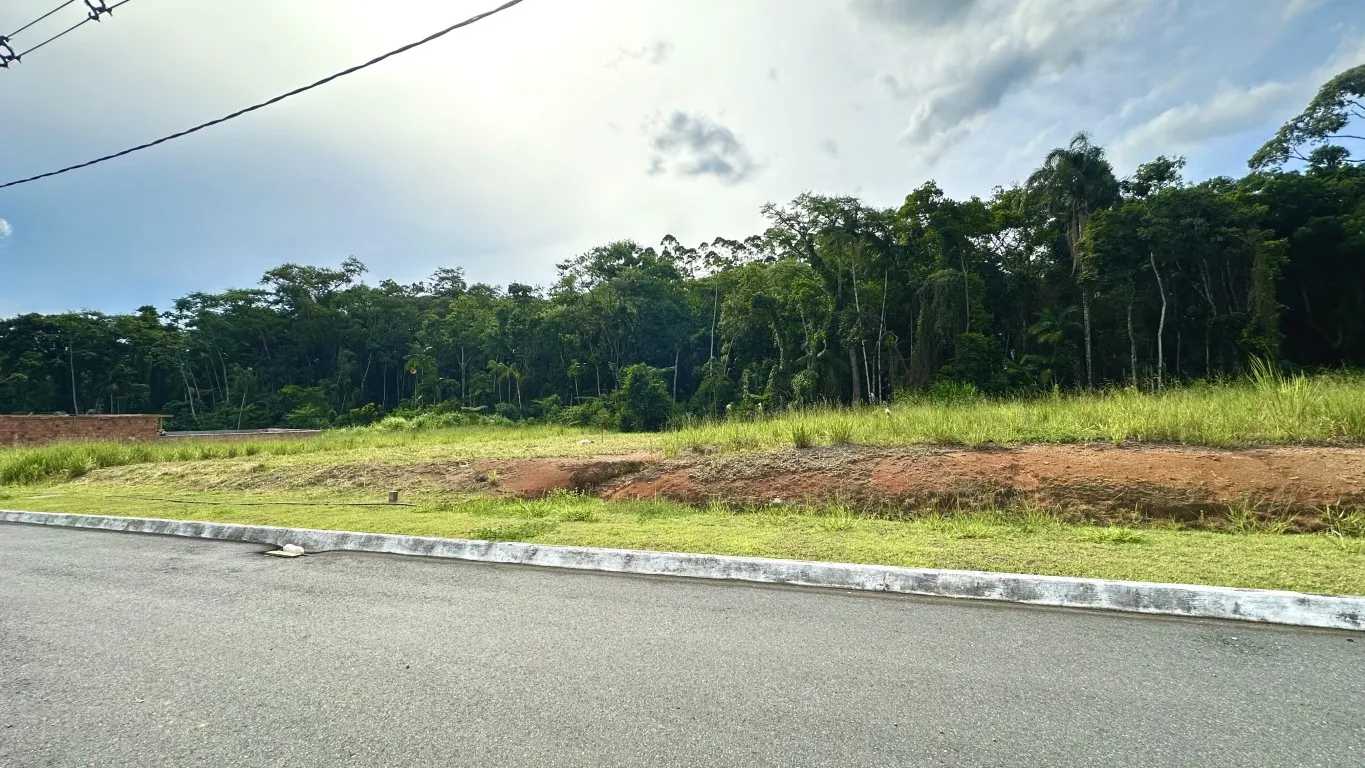 Se você procura tranquilidade, segurança e fácil acesso a Blumenau, este é o lugar certo para você. Encano. — foto 3