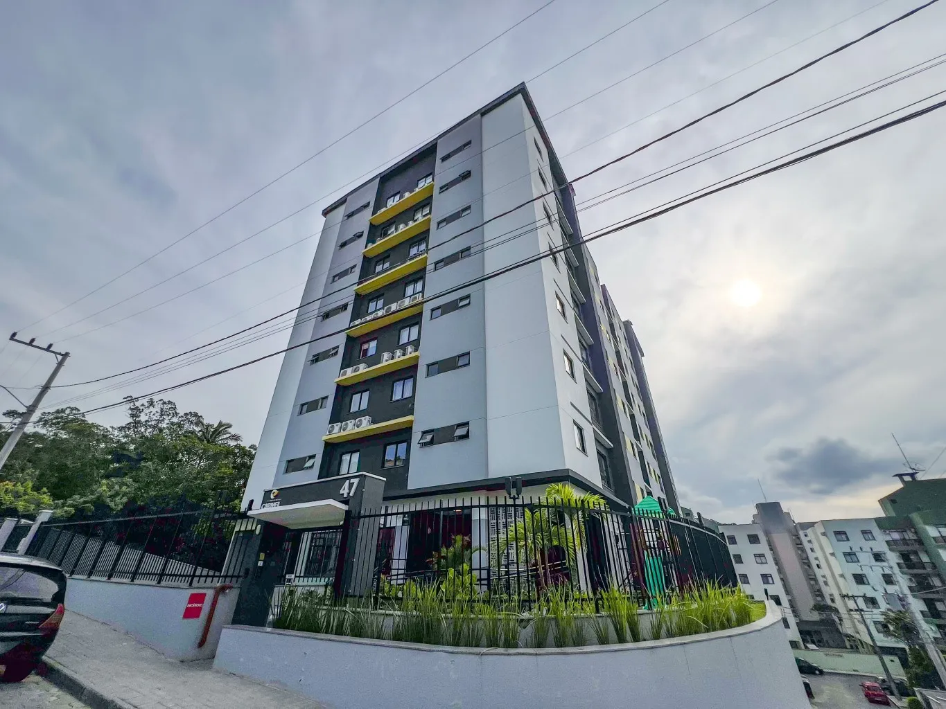 Apartamento NOVO! Condomínio completo na Escola Agrícola. — foto 2