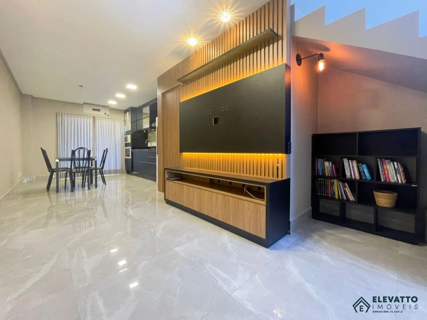 Casa para Venda em Blumenau, Escola Agrícola, 2 dormitórios, 2 suítes, 3 banheiros, 2 vagas — foto 2